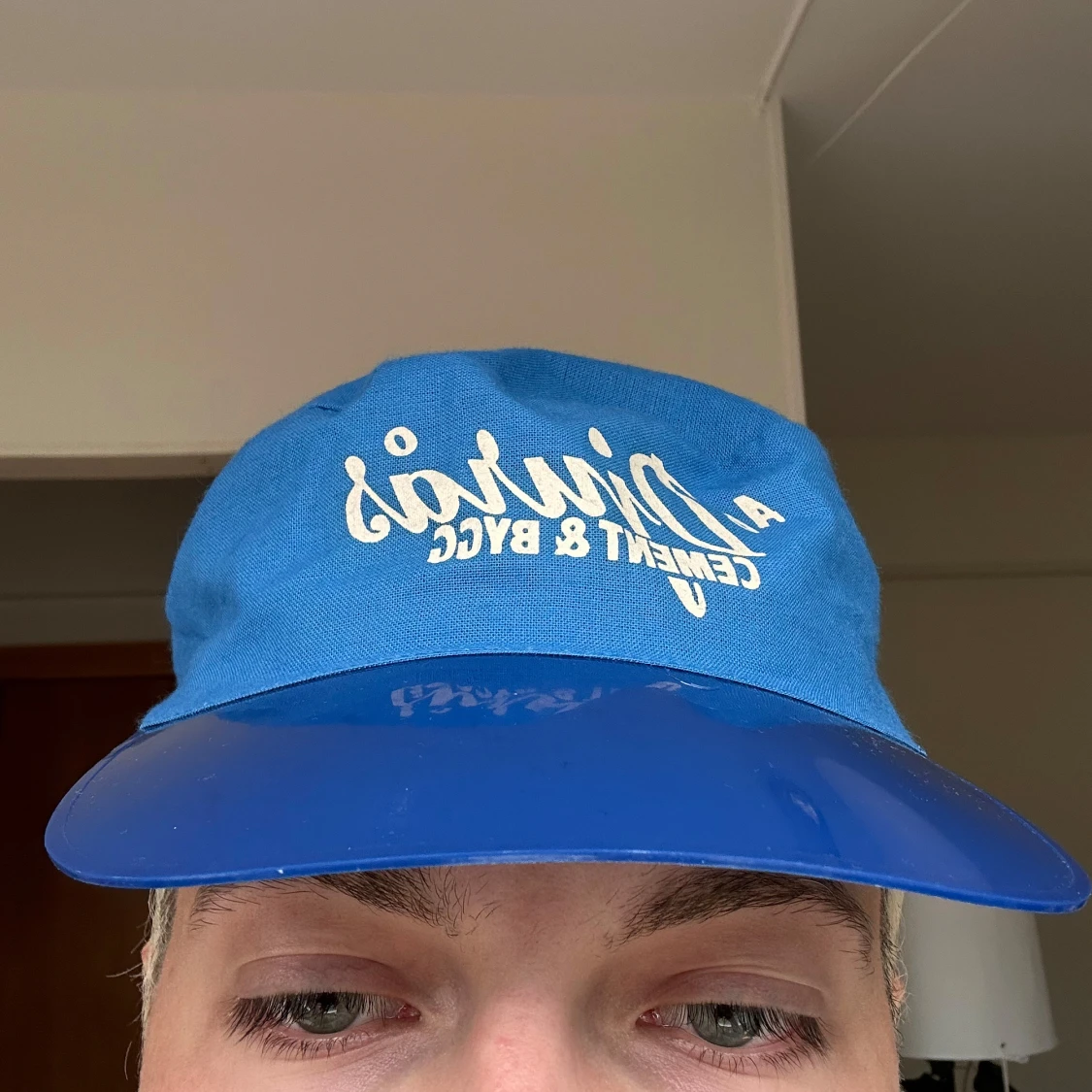 Blå keps AB Djurå's Cement & Bygg