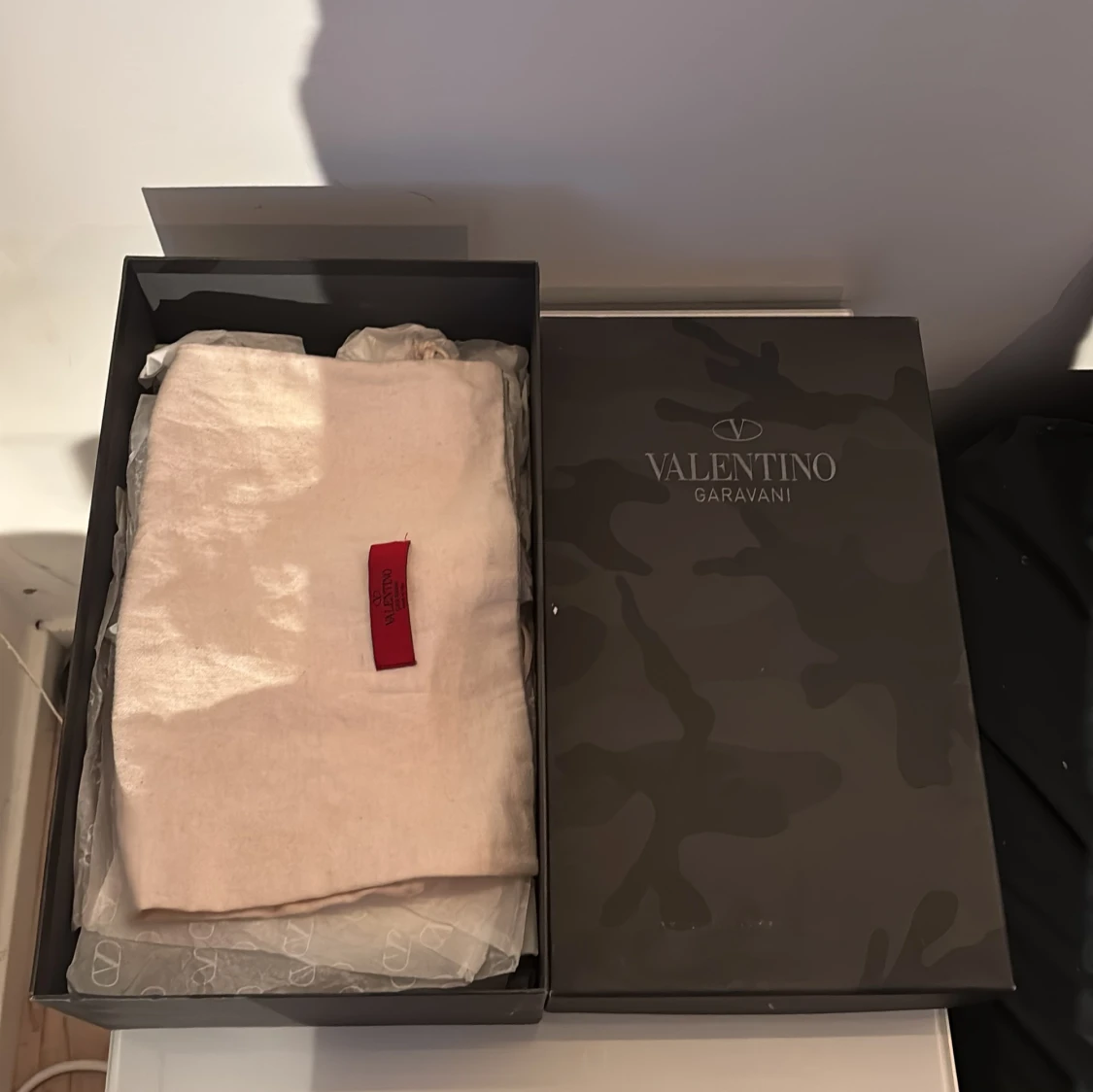 Valentino flycrews. - 3