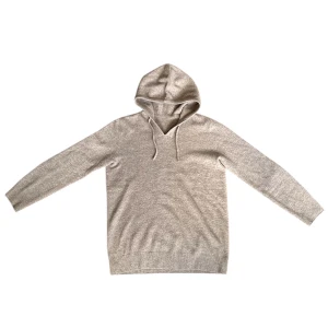 Beige Kashmir Hoodie - Tja! Säljer denna snygga kashmir hoodie i grymt skick, endast använd ett fåtal gånger! Den är perfekt för en avslappnad stil och går att använda när som helst. Jag är cirka 180 och skulle säga att den passar längderna 170-180. Hör av er vid eventuella frågor! Priset är självklart inte ristat i sten🤩🤩