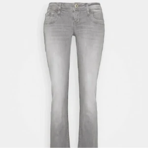 Gråa ltb jeans  - Säljer mina gråa ltb jeans då dom inte passade, storlek 26/30