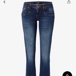 Ltb Jeans - Helt i nyskick, använda ca 5 ggr. Säljer eftersom de är lite för små för mig. W24 L32- model ”Valerie”💕