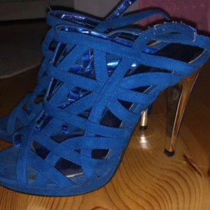 Heels - Used, good condition 
