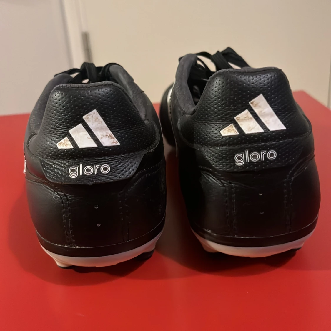 Adidas Gloro svarta fotbollsskor - 2