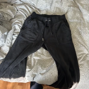 juicy couture  - juicy couture byxor i storlek xxs🧚‍♀️