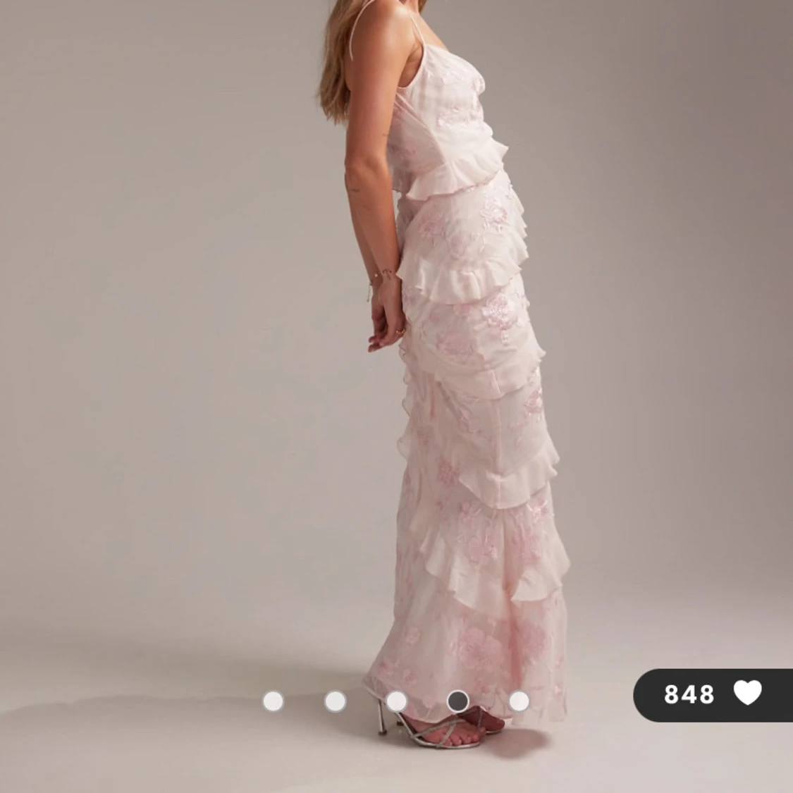 Ljusrosa långklänning med volanger - 1