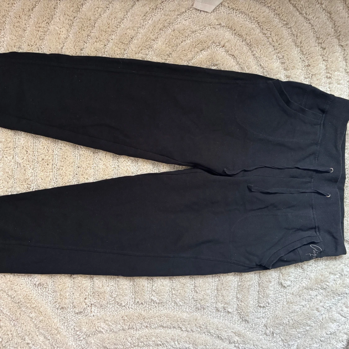 Svarta mjukisbyxor från Clique M