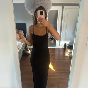 Svart långklänning - Bra skick.