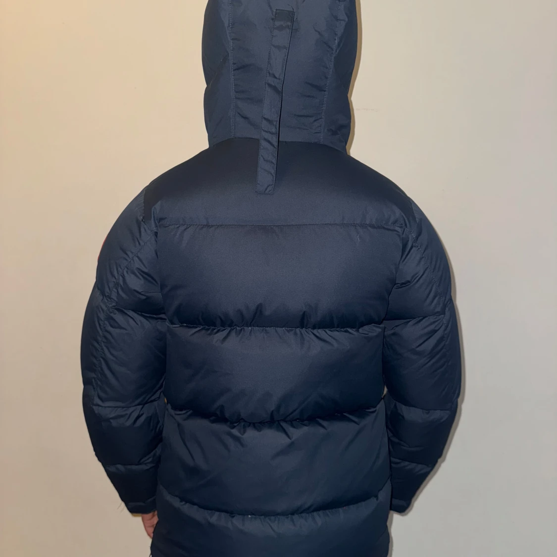 Blå dunjacka med huva från Tuxer XXS - 1