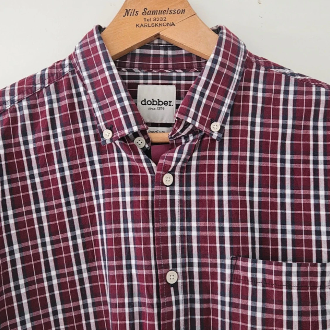 Rutig vinröd skjorta från Dobber - 1