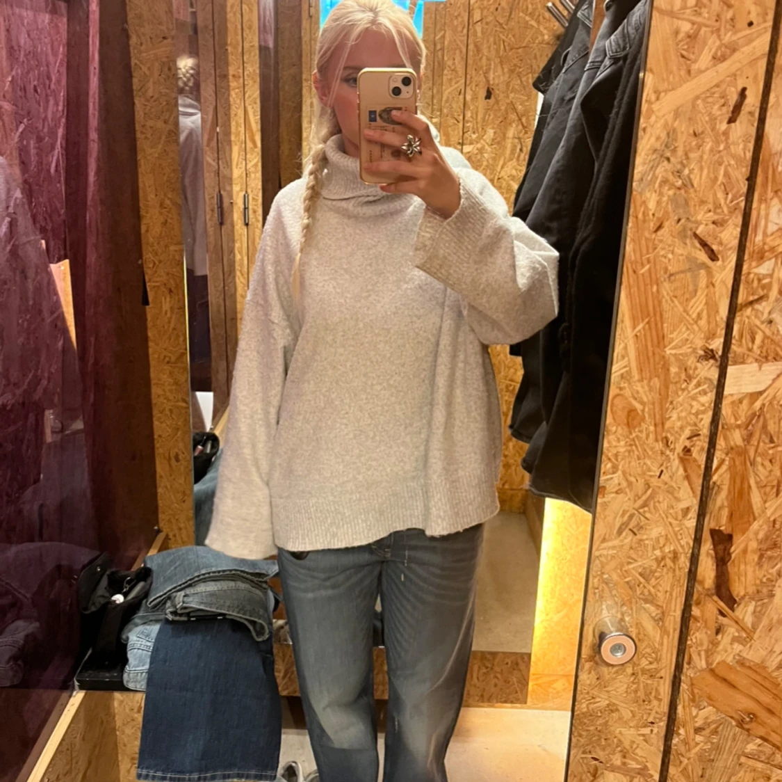 Ljusgrå polotröja i oversized modell - 2