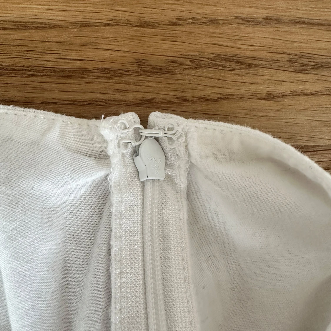 Vit linnekjol med dragkedja - 3