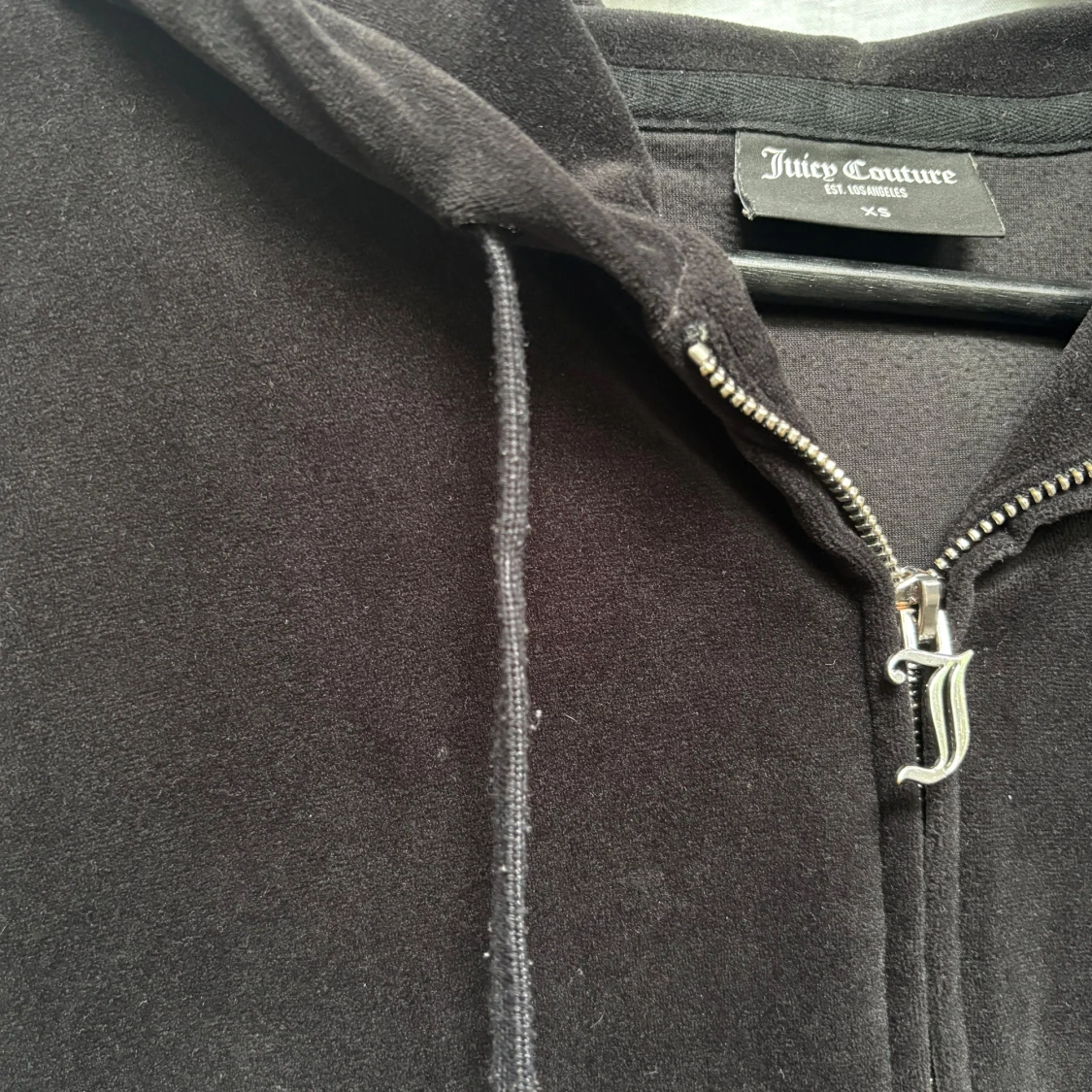 Svart Juicy Couture tröja - 3