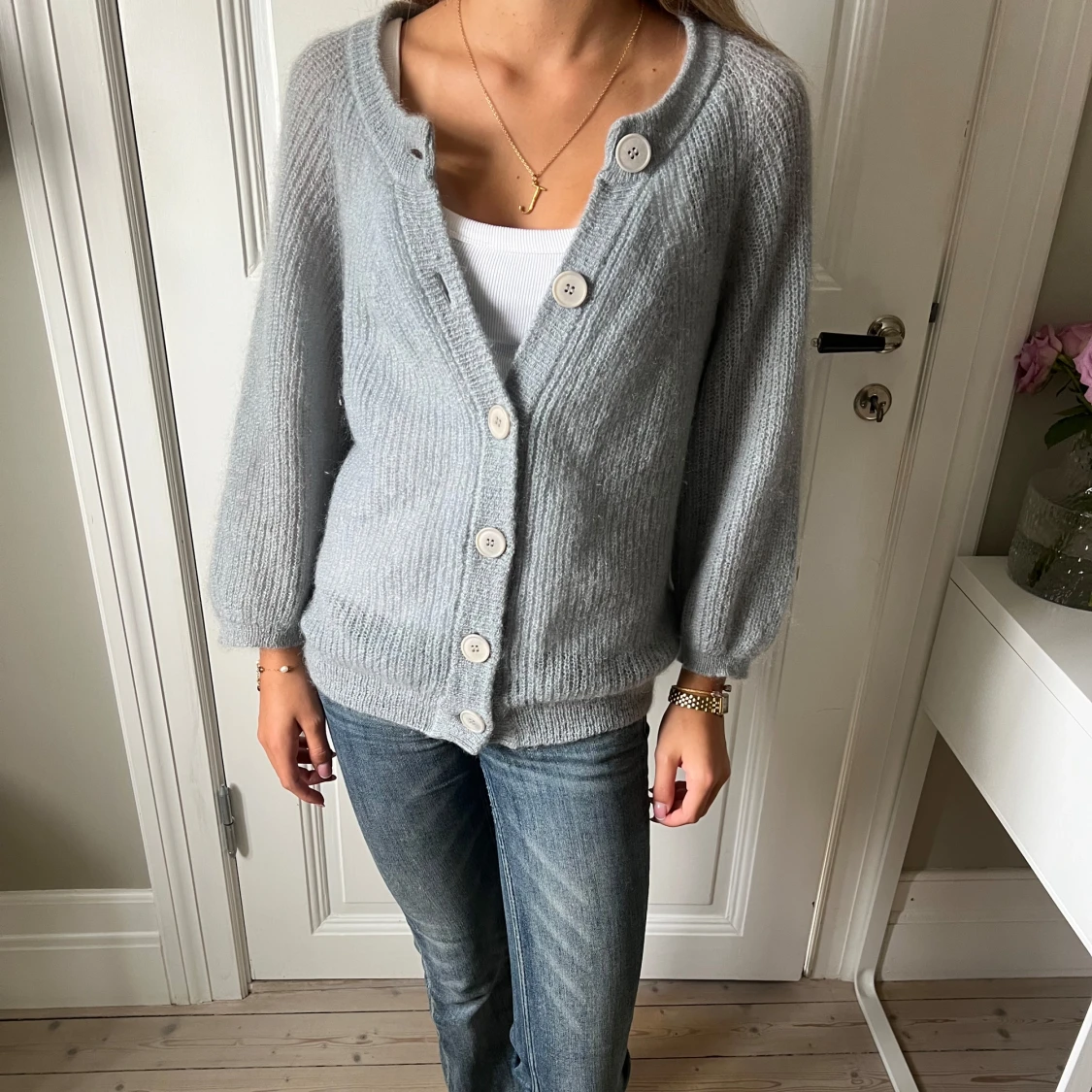 Ljusgrå/blå kofta från Filippa K