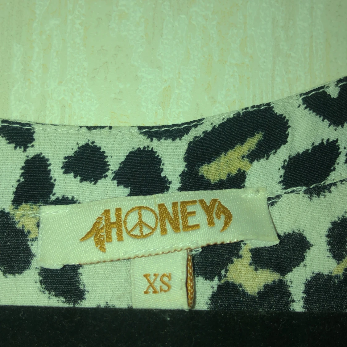 Leopardmönstrad blus från Honey XS - 1