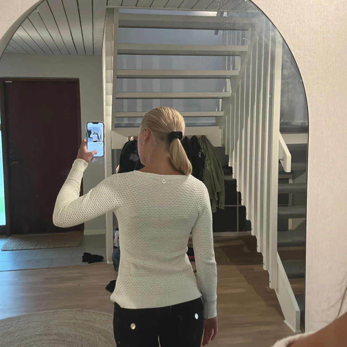 Vit tajt långarmad tröja - 2