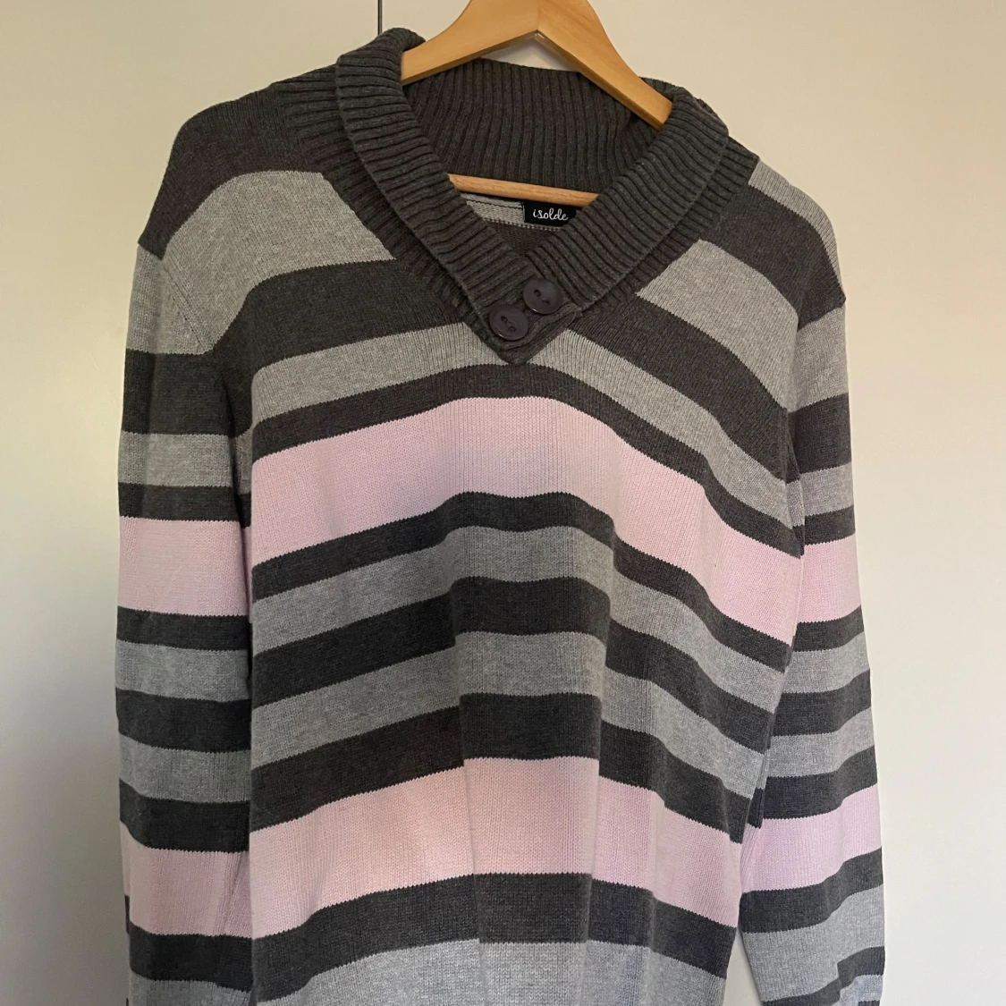 Randig stickad tröja från Isolde - 1
