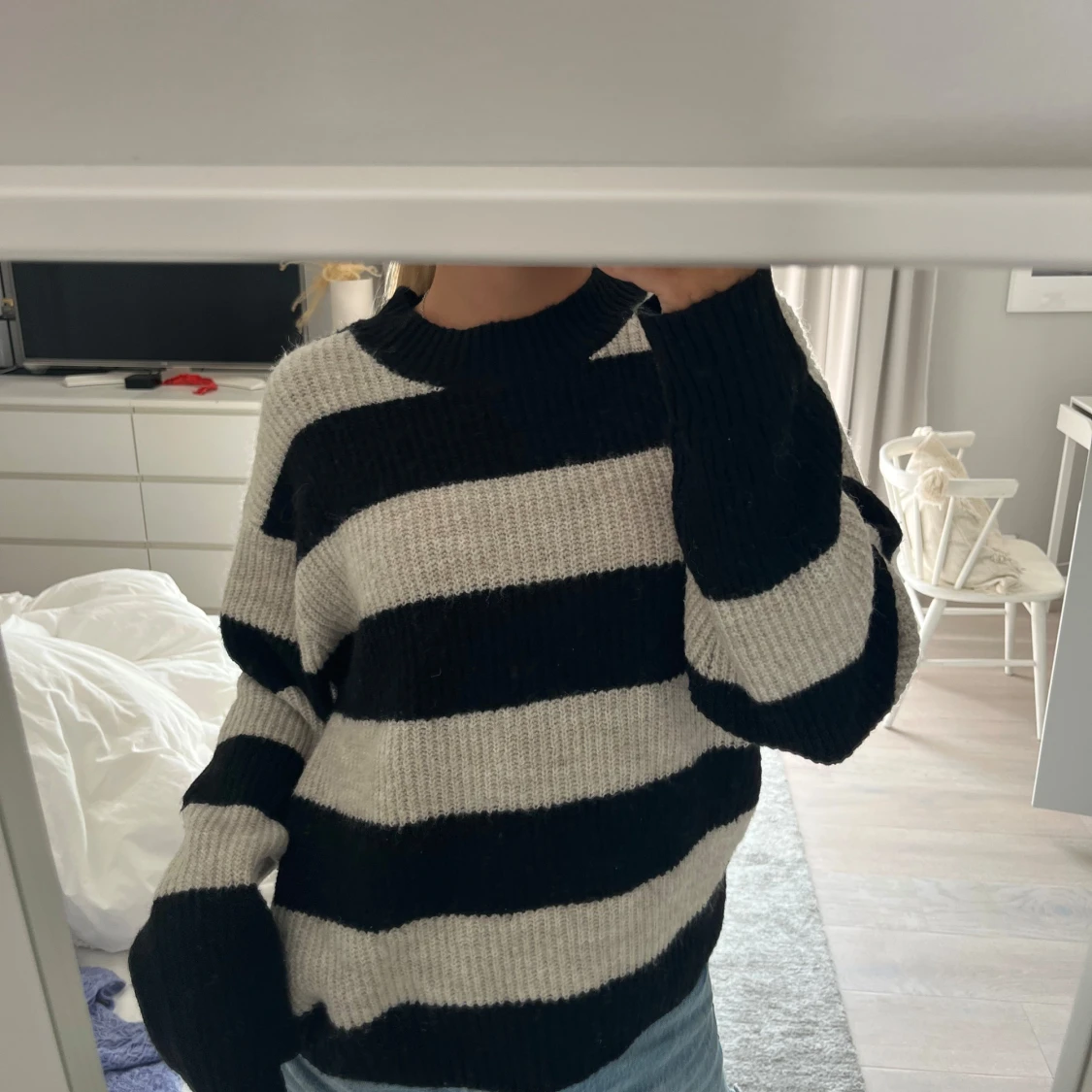 Randig stickad tröja  - 1