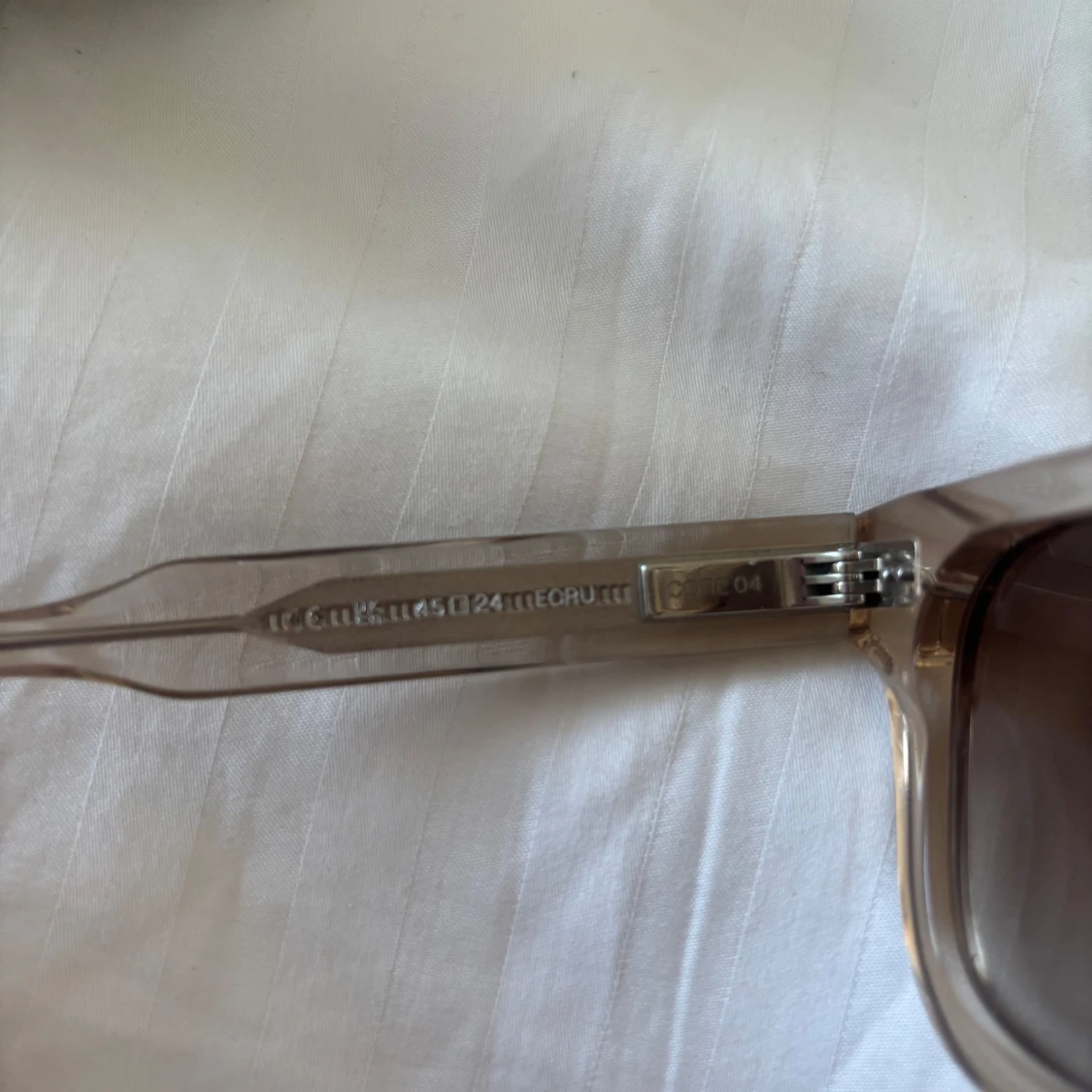 Ecru CHIMI solglasögon modell 04 - 2