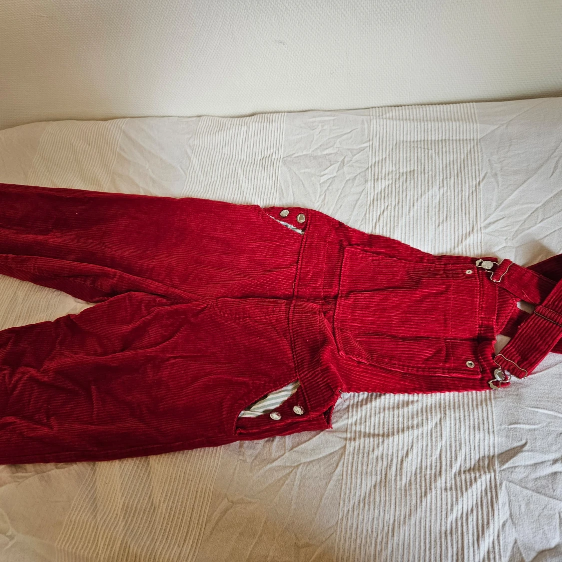 Röda manchester-hängselbyxor - 1