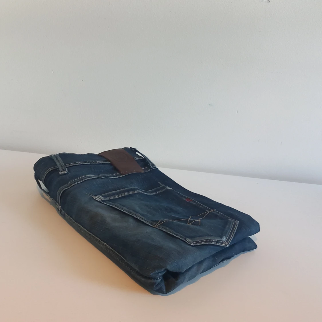 Mörkblå jeans från Replay - 1