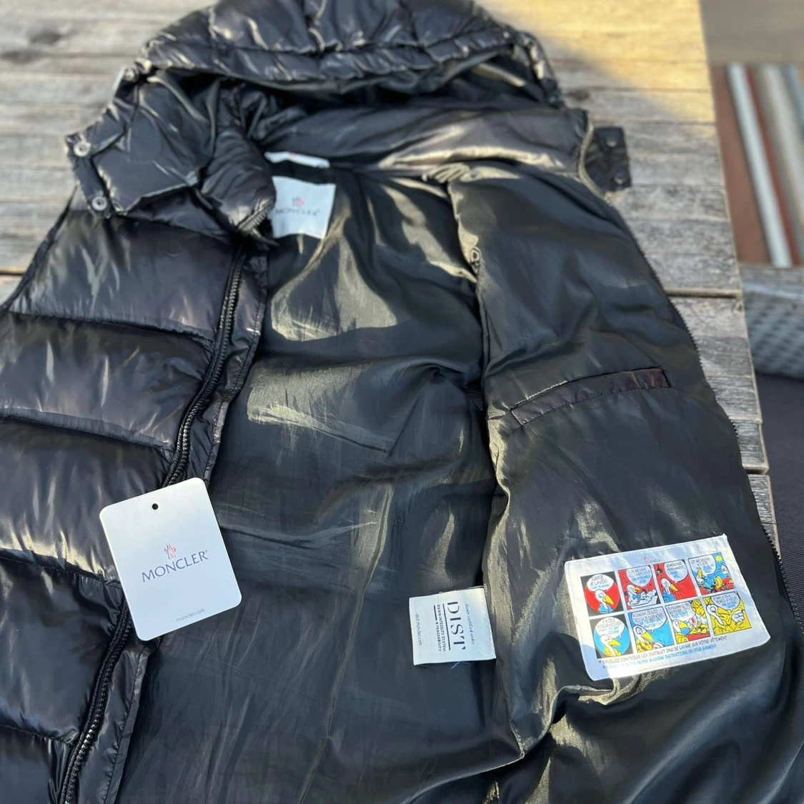 Svart dunväst från Moncler - 3