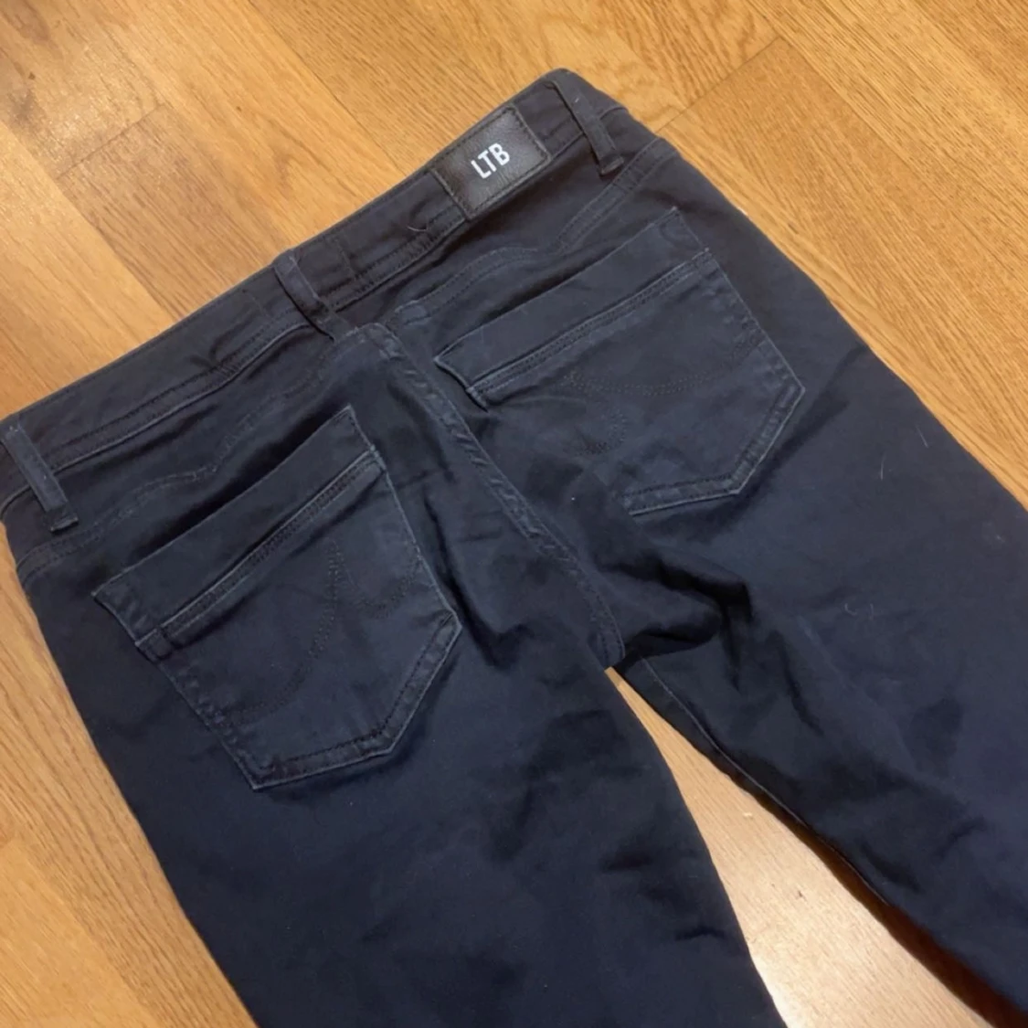 Svarta jeans från LTB - 2