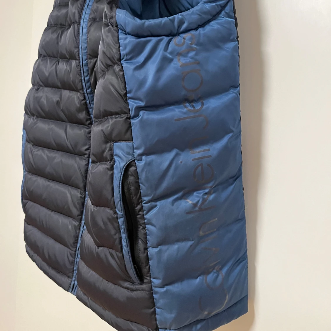 Calvin Klein Väst - 3