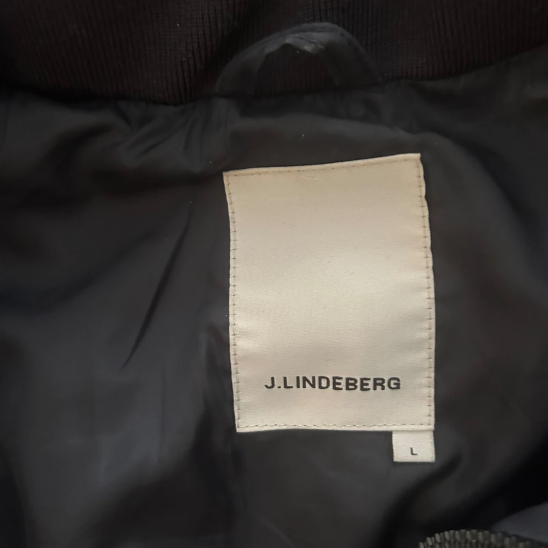 Mörkblå jacka från J.Lindeberg - 3