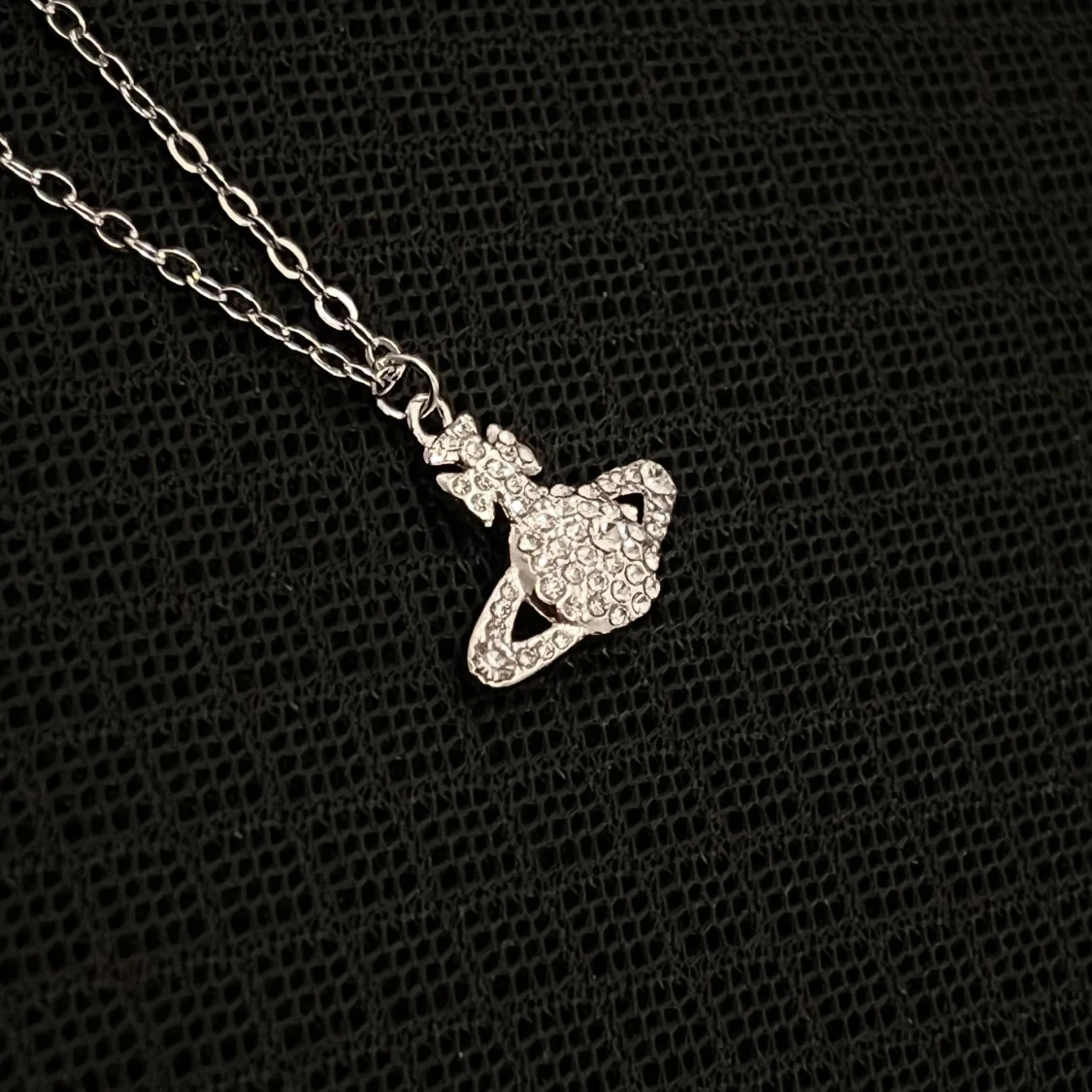 L’Orbite de Saturne - 1