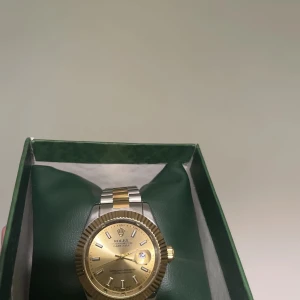 Role - En Rolle guld o silver