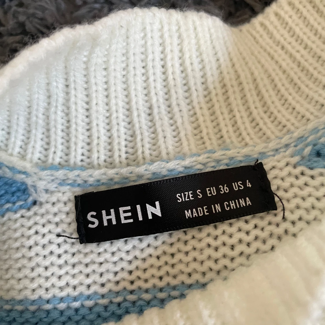 Randig blåvit stickad tröja från SHEIN - 2
