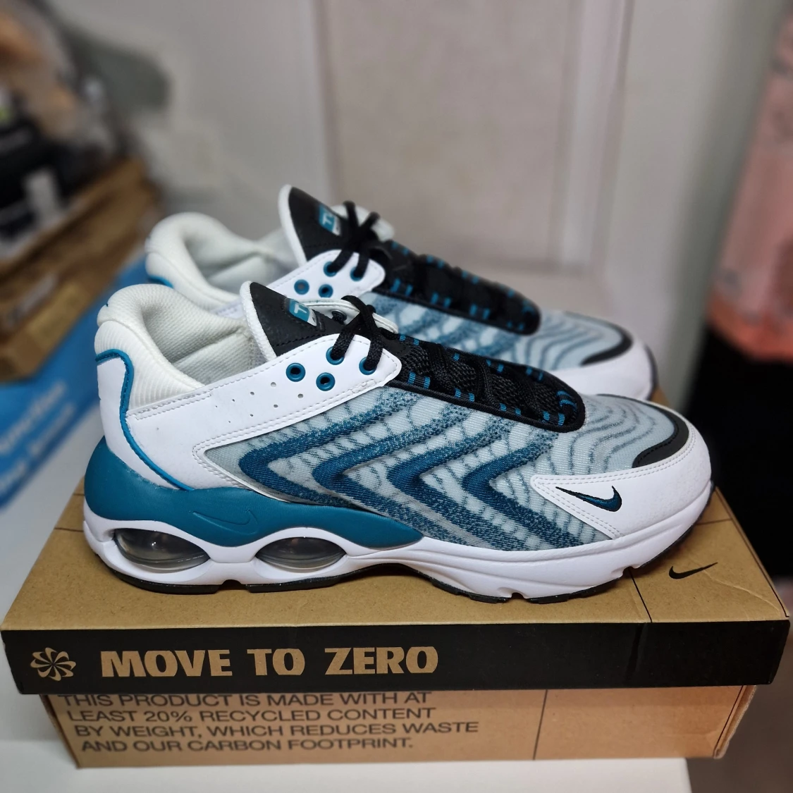 Oanvända Nike Air Max EU44.5  - 1