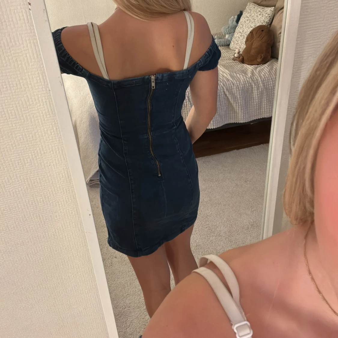 Mörkblå jeansklänning med snörning - 3