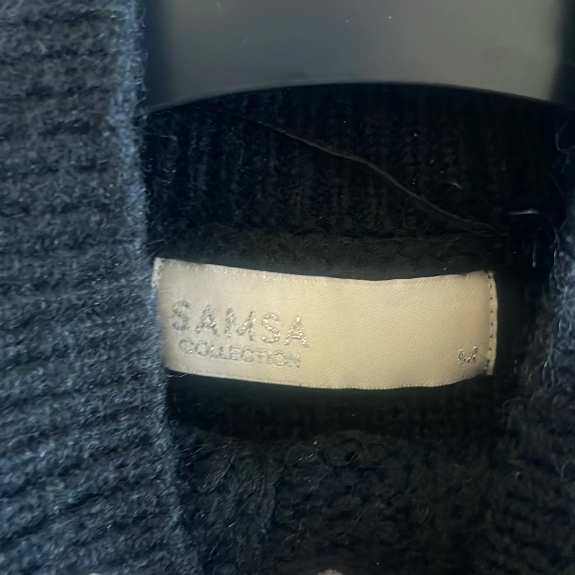 Svart stickad tröja från Samsa Collection - 2