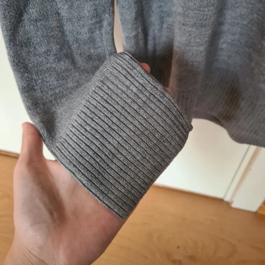 Grå polotröja från H&M - 3