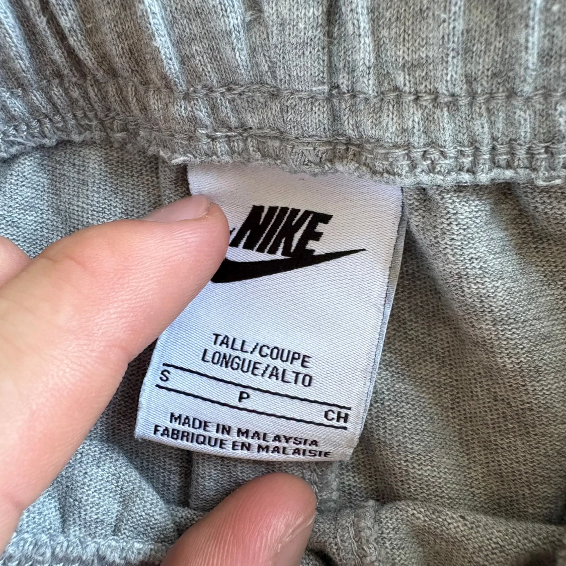 Grå mjuka shorts från Nike - 1