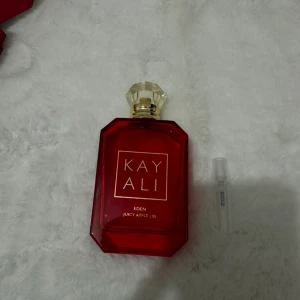 Kayali Eden juicy Apple 2 ml  - 2ml av denna parfym 