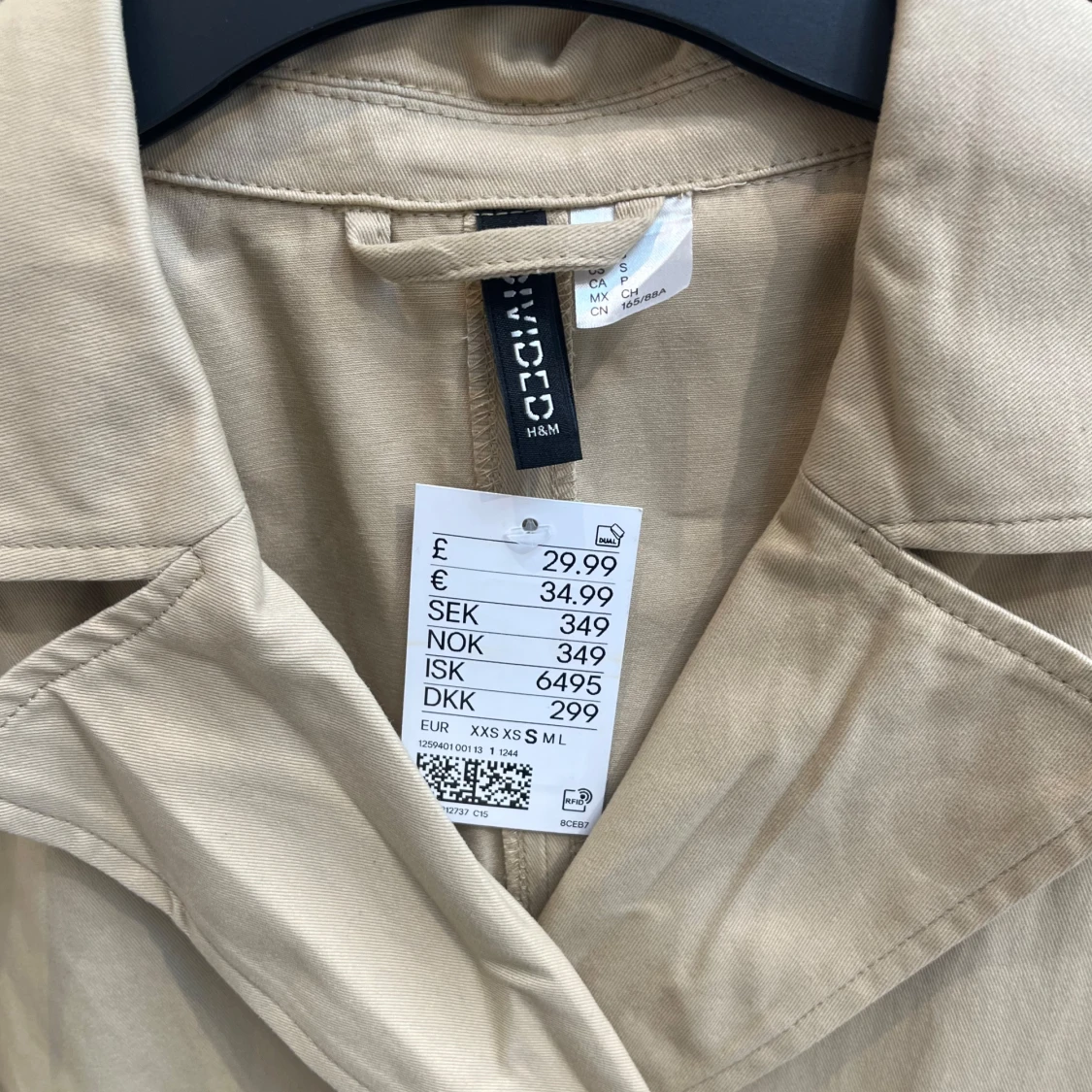 Beige croppad kavajjacka från H&M - 1