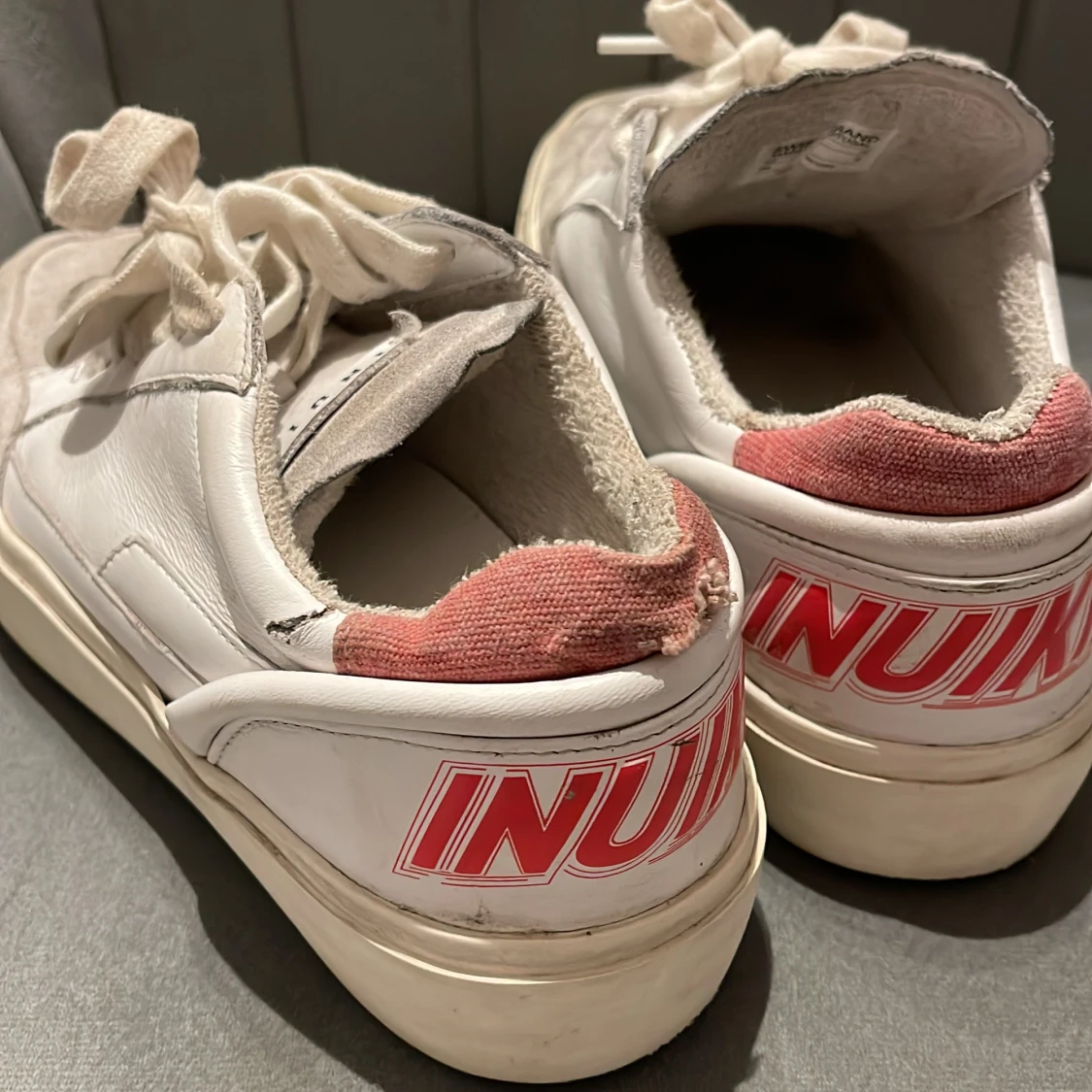 Vita sneakers från Inuiiki med rosa detaljer, PRIS KAN DISKUTERAS - 3