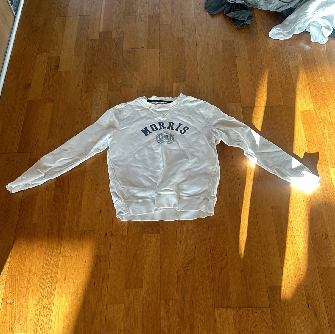Vit sweatshirt från Morris