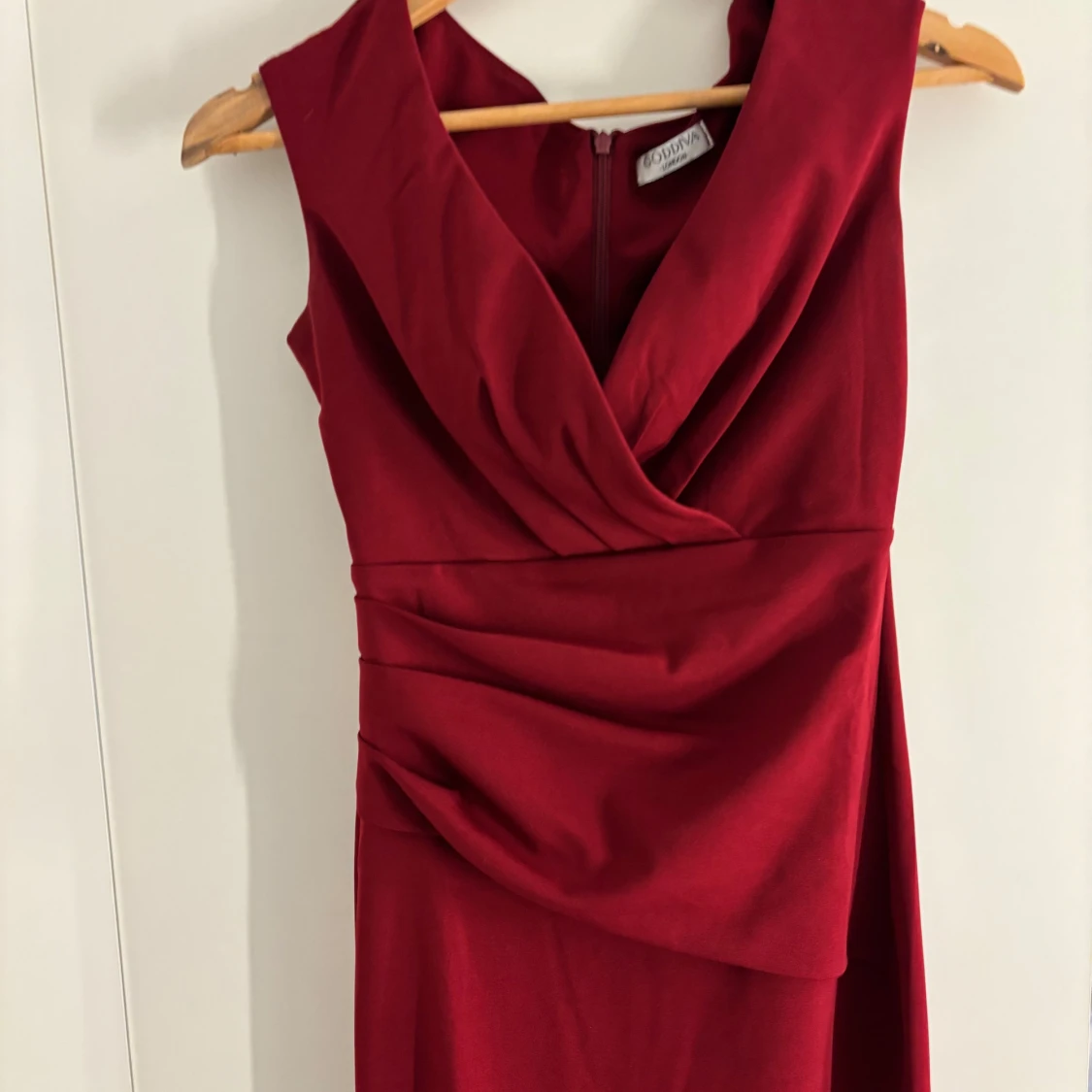 Vinröd långklänning - 3