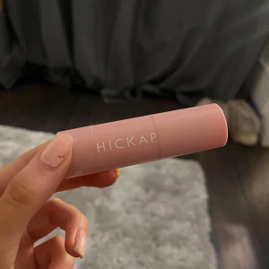 hickap blush stick  - blush stick i färgen cherry cola från hickap bara testat💓