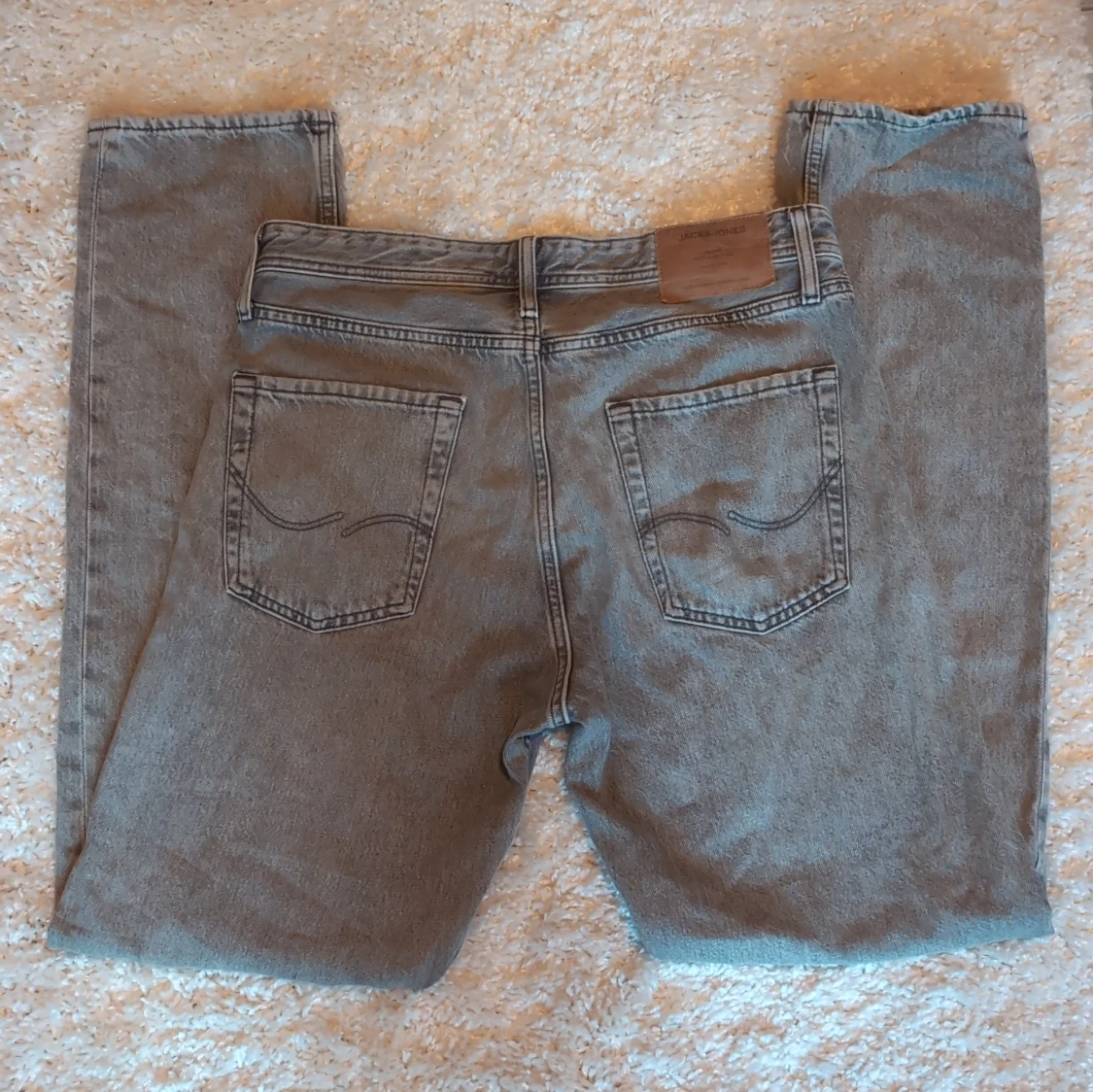 Gråa relaxed jeans Jack & Jones - 1