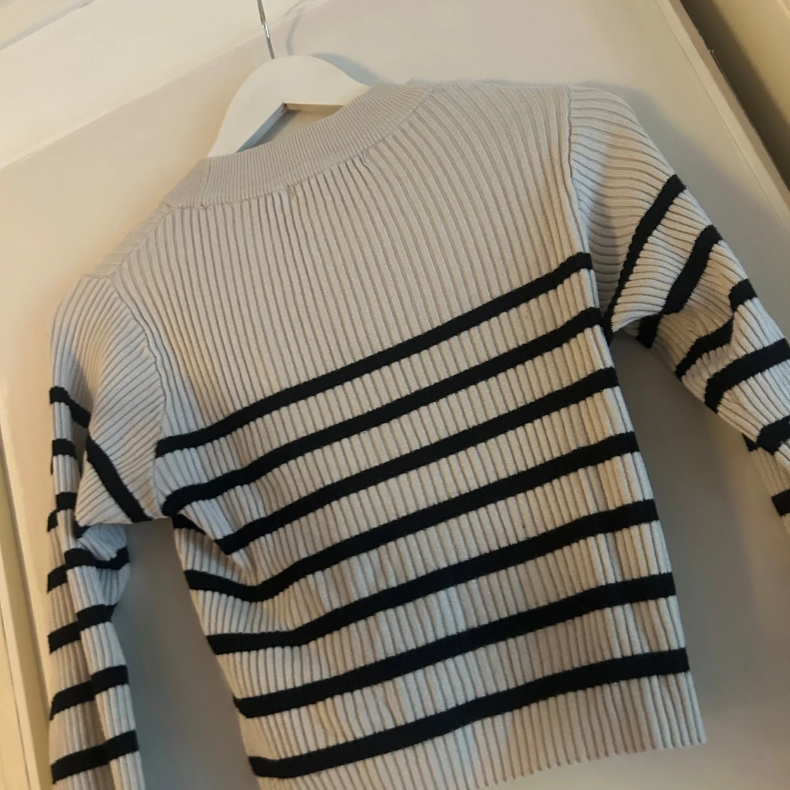 Randig ribbad tröja från 157 - 1