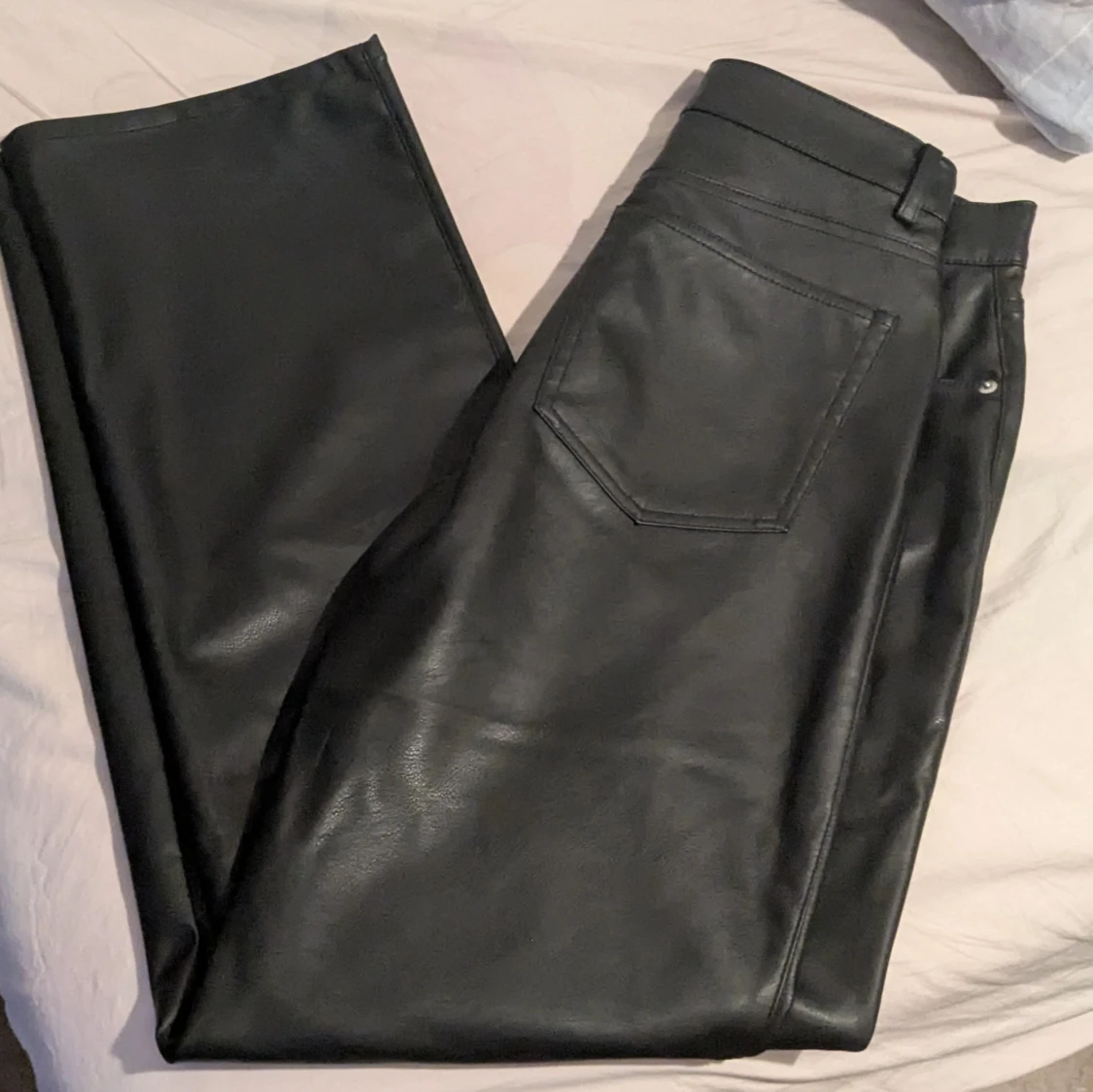 Rak byxa med coating svart h&m dam - 1