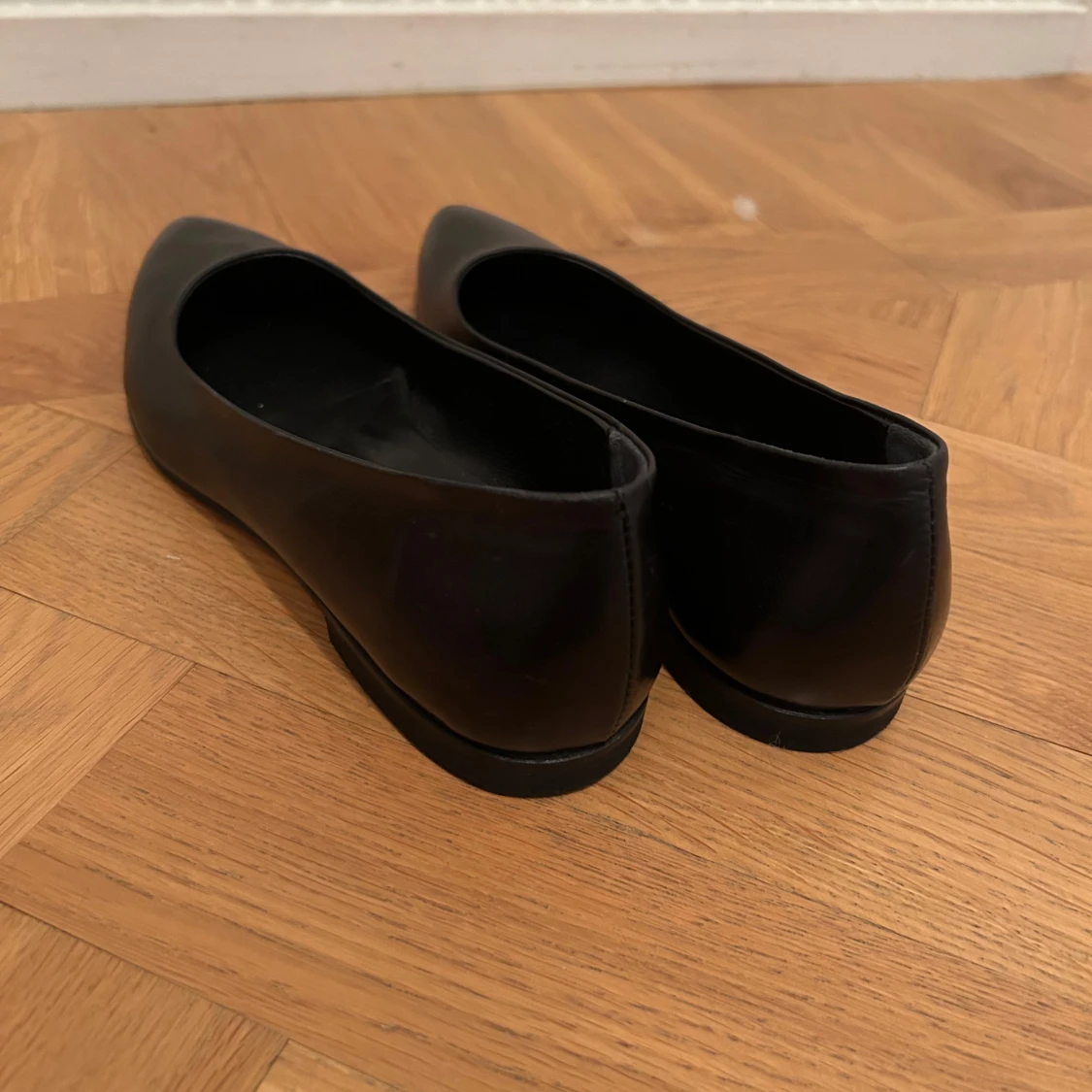 Svarta finskor från Gallucci! Ny pris: 1500kr!!! - 1