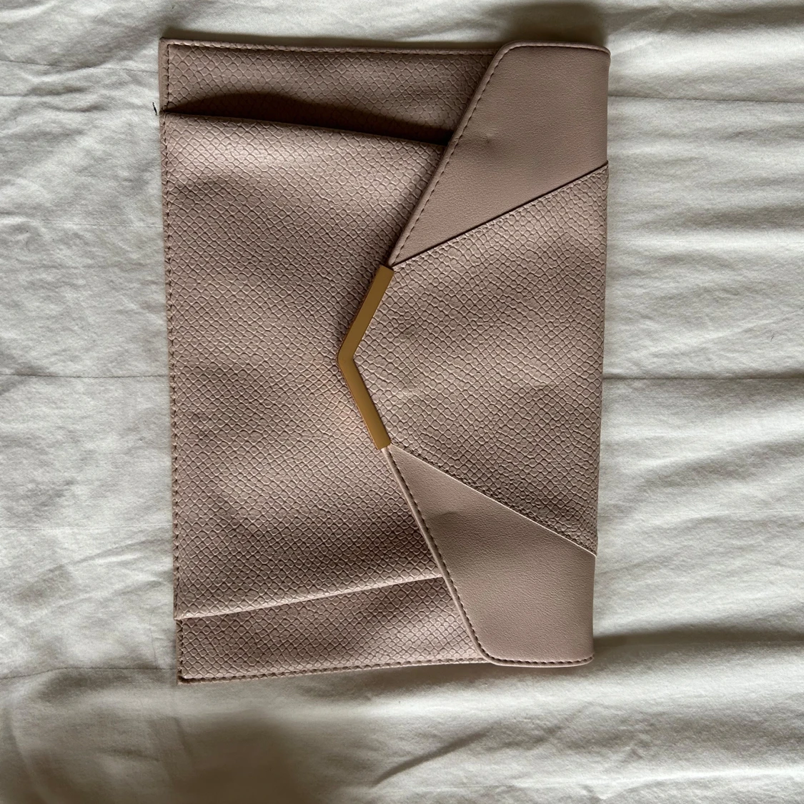 Rosa/Beige kuvertväska med kedja - 1