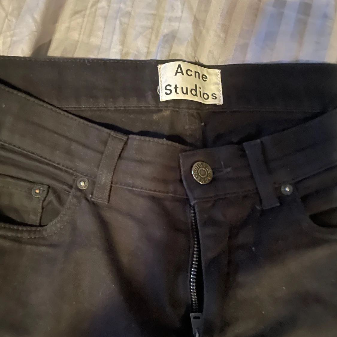 Svarta jeans från Acne Studios - 1