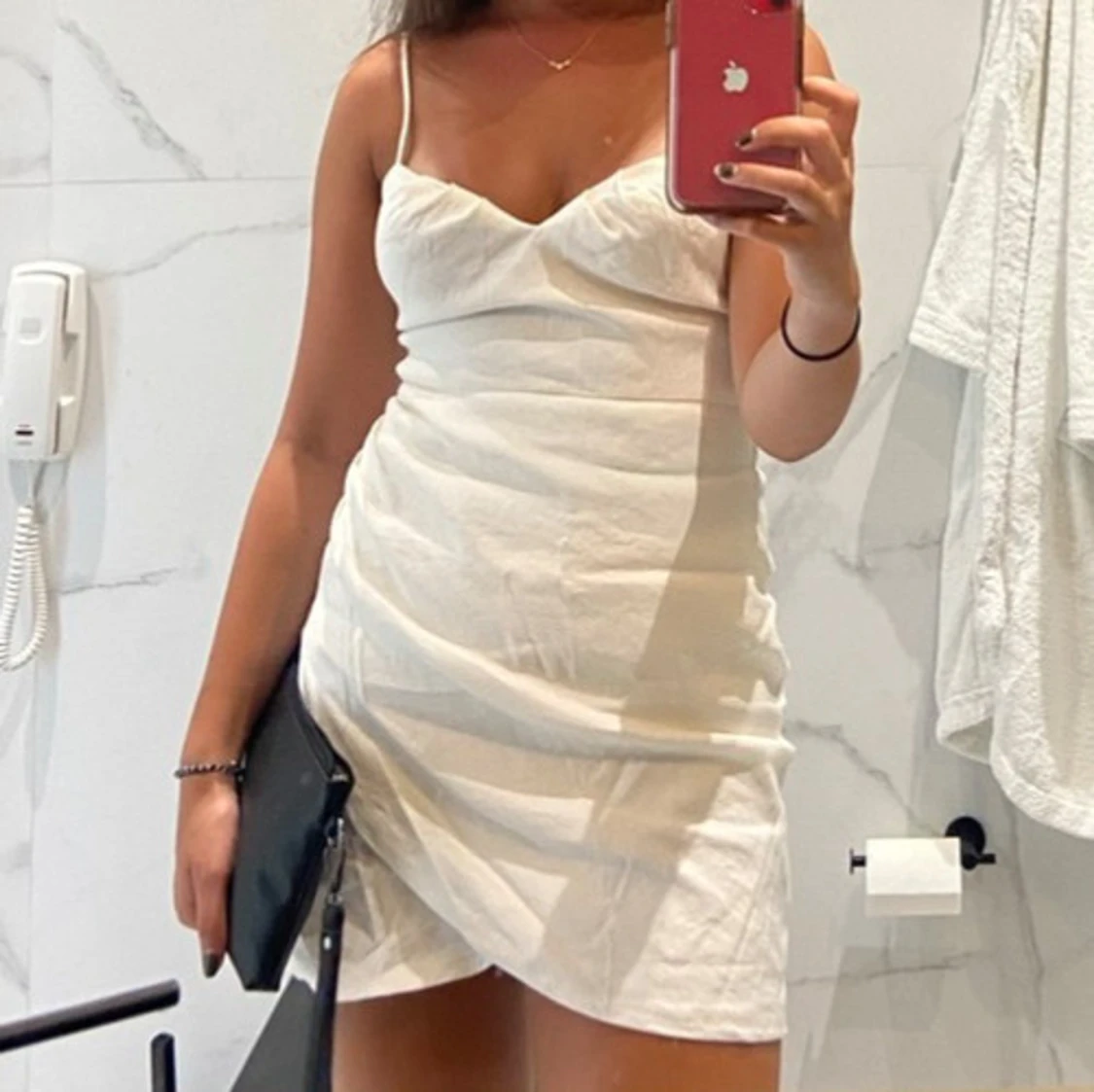 Vit klänning med smala axelband