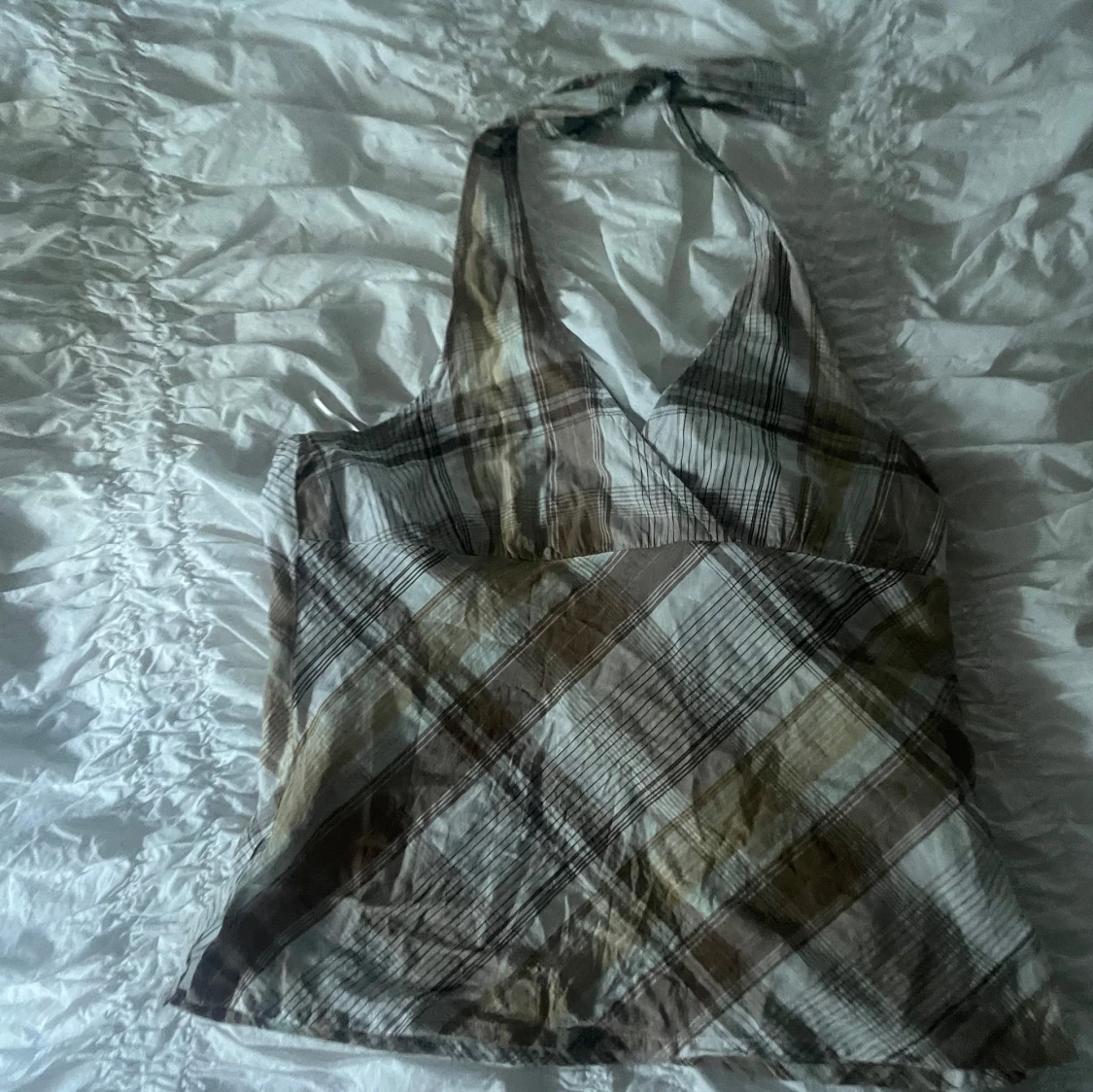 Rutig halterneck linnetopp